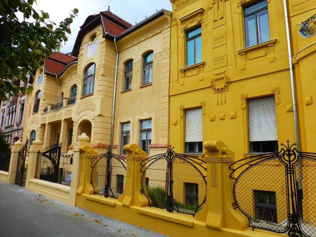 Apartment Konzul Osijek Exterior foto